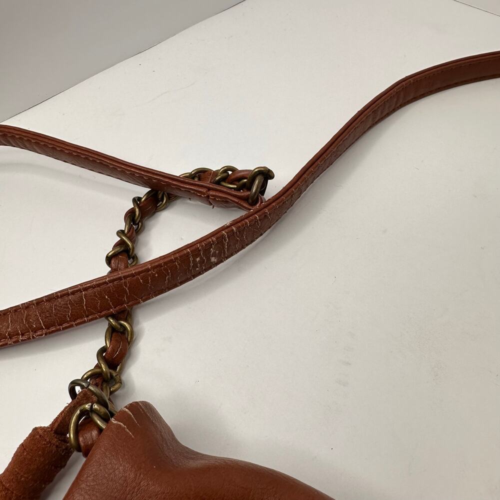 Shyanne Bohemian Western Style Crossbody Bag Leather Grommet Design Tassel - Picture 5 of 16